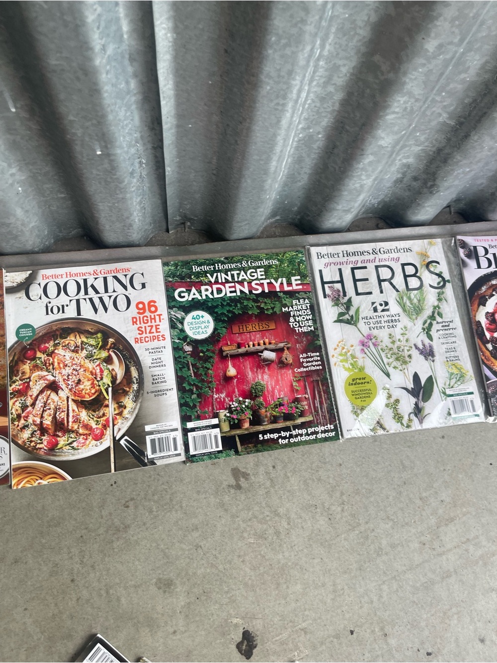 Better Homes And Gardens Herbs Magazine - White Cover